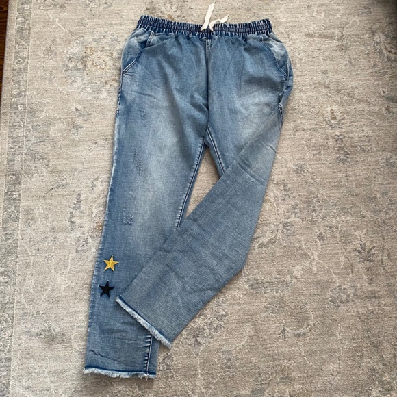 Stretchy Cropped Jogger Jeans with Stars Lounge Casual Stylish - Picture 1 of 12